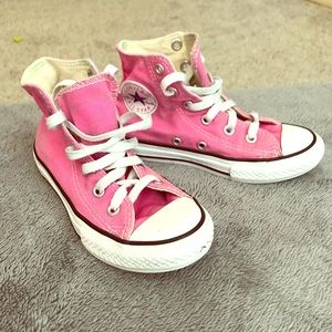 Girls Converse All Star high tops